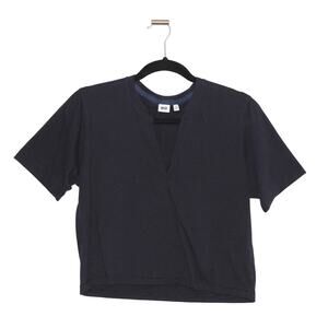 Uniqlo Navy Blue Cropped Cut Neckline Size Small